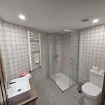 Casa Dos Bernardos 公寓 *