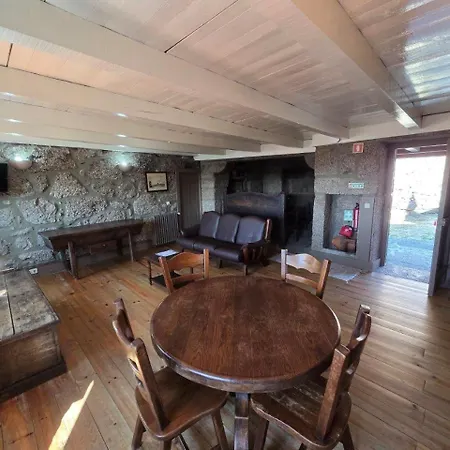 Casa Dos Bernardos דירה טראס דה בורו