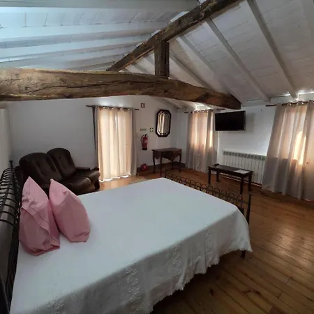 Casa Dos Bernardos